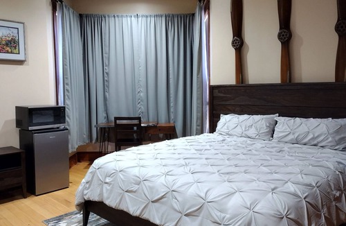Downtown Skagway Hotel | Pack Train Inn