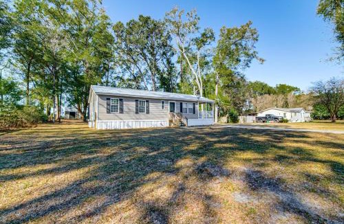 High Springs House | Paddle, Swim & More! Charming Home in High Springs
