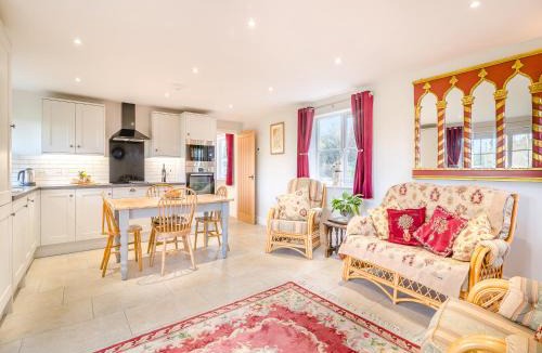 Lower Wick House | Paddock Barn