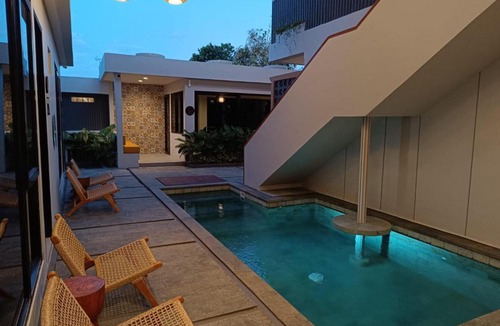 Ketewel Hotel | Padinis Villa & Coffee