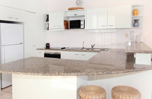Mooloolaba Apartment | Pago Pago 4 - Spacious 2 Bedroom Apartment on Mooloolaba Spit