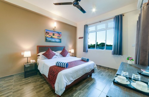 Ukulhas Hotel | Paguro Beach Inn
