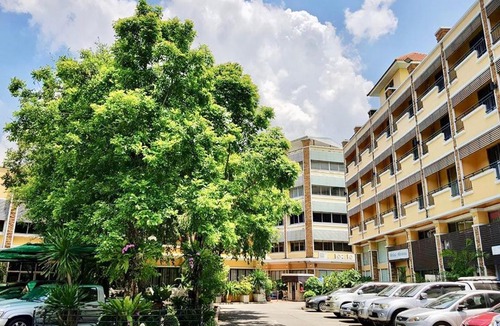 Lat Yao Hotel | Paholyothin Park Place