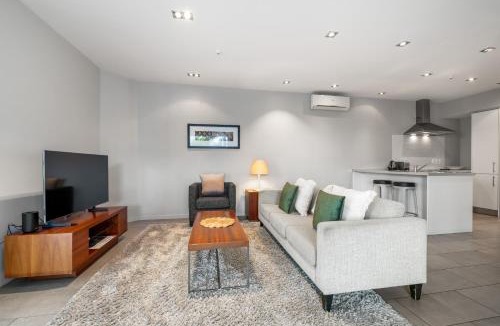 Paihia Apartment | Paihia Waterfront 1 Bedroom Apartment