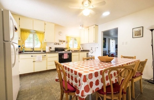 Mitchell House | Painted Hills Vacation - Come visit one of the 7 Wonders of Oregon