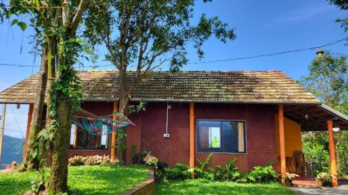 Talipparamba Bed & Breakfast | Paithal Mount Resort