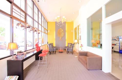 Lat Phrao Hotel | Pak-D Resort