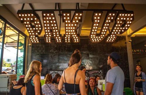 Downtown Krabi Hostel | Pak-Up Hostel