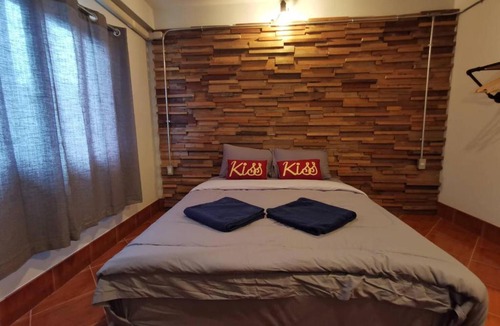 Pak Nam House | Pakarang Resort