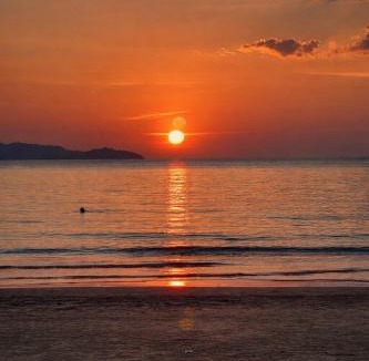 Mai Fat House | Pakmeng Beach Resort
