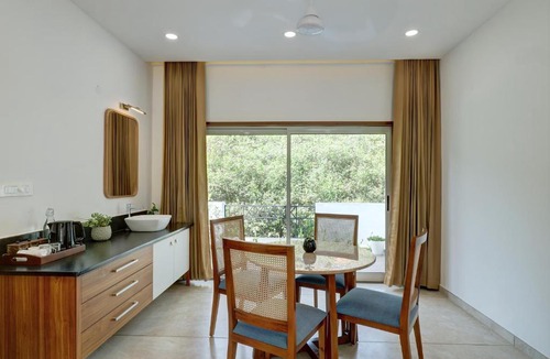 Pirmed Bed & Breakfast | Pakoid Cottages
