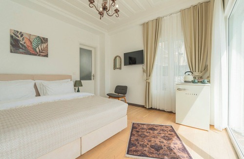 Adalar Hostel | Palais Büyükada