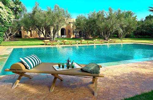Sidi Abdallah Ghiat Villa | Palais Danka