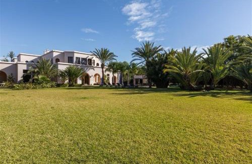 Annakhil House | Palais FARAH