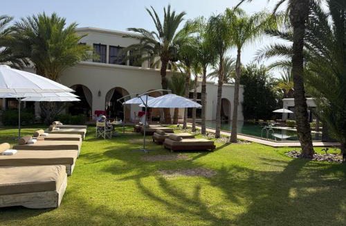 Annakhil House | Palais FARAH