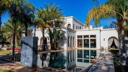 Annakhil House | Palais FARAH