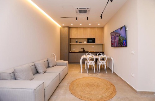Jala Apartment | Palasea Apartment - Happy Rentals
