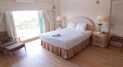 Koror Hotel | Palasia Hotel