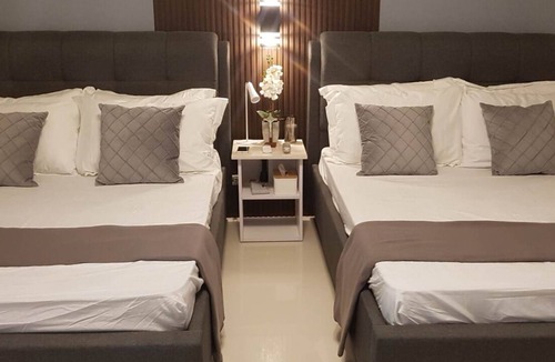 Puerto Princesa City Centre Condo | Palawan Elegant Best Condominium with FREE Pool, FREEGym, Parking & Pet Friendly