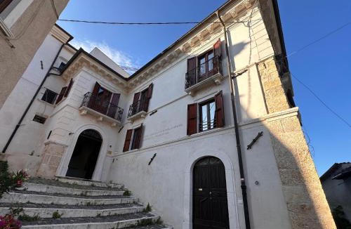 Caporciano Bed & Breakfast | Palazzo D'Alessandro Wunderkammer & Suites B&B di charme