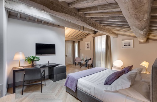 Lucca Historical Center Hotel | Palazzo Dipinto
