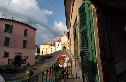 Capranica Apartment | Palazzo Forlani