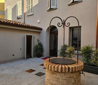 Cotignola Apartment | Palazzo Glicine