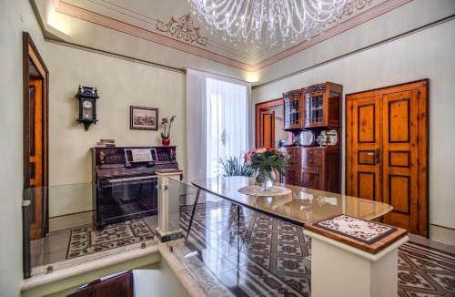 Ostuni Bed & Breakfast | Palazzo Stunis - Dimora di Charme