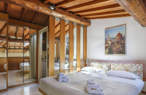 San Giovanni Apartment | PALAZZO VECCHIO penthouse - hosted by Sweetstay