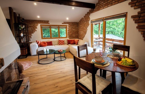 Niederhersdorf Apartment | Palisander - vacation apartment in the Eifel. Pet-friendly with wellness
