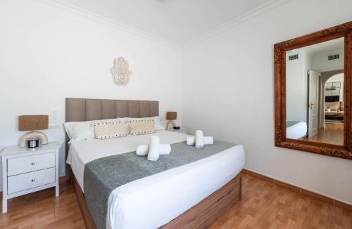 La Cala del Moral Apartment | Palm Beach Parking Retreat