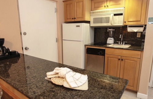 Palm Beach Shores Resort | Palm Beach Shores Resort ~ Singer Island Beachfront Resort ~ One Bedroom Suite