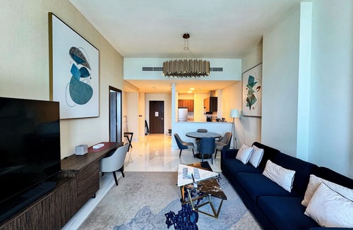 Dubai Media City Apartment | Palm & Harbor Views Luxury