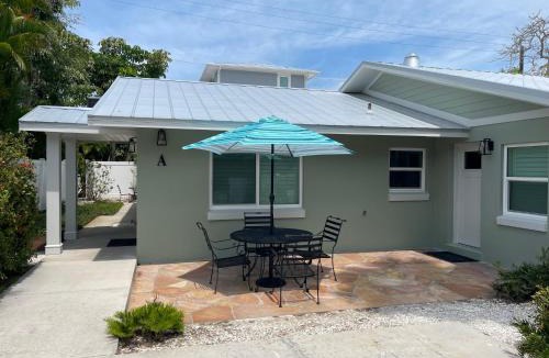 Holmes Beach Villa | Palm Haven Beach Side Villa