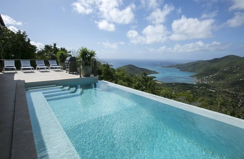Upper Carolina Villa | Palm Ridge Incredible views, privacy, pool, AC. Property borders National Park.