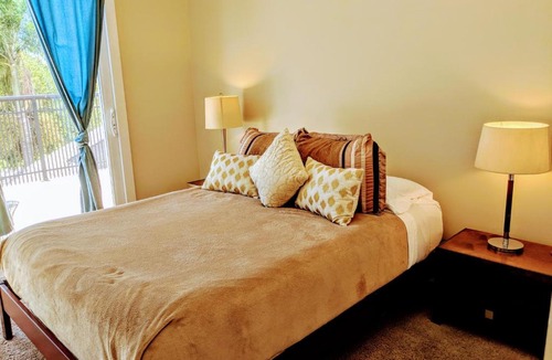 Palm River Estates House | Palm River Estate - Five Bedroom Home