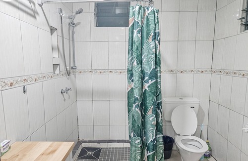 Apia House | Palm Studio+Extra Bdrm, Lelata | Free-Wifi, Aircon, Netflix