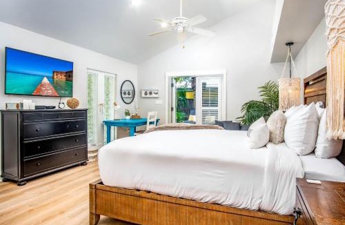 Key West Apartment | Palm Suite