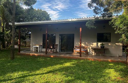 Richards Bay Apartment | Palm Tree Cottage Felixton