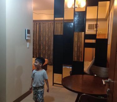 Pasay Apartment | Palm Tree Genlex Condo