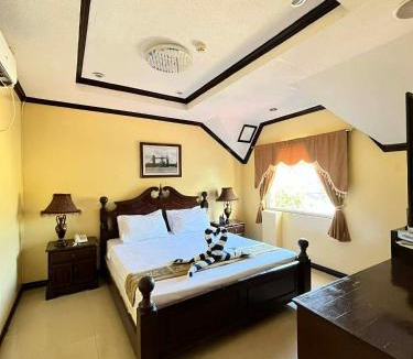 Subic Hotel | PALM TREE RESORT AND RESTAURANT