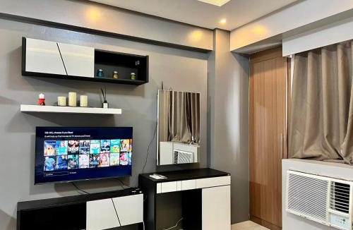 Pasay Hotel | palm tree villas