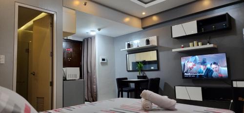 Pasay Hotel | palm tree villas