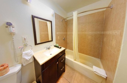 Glendora Hotel | Palm Tropics Motel