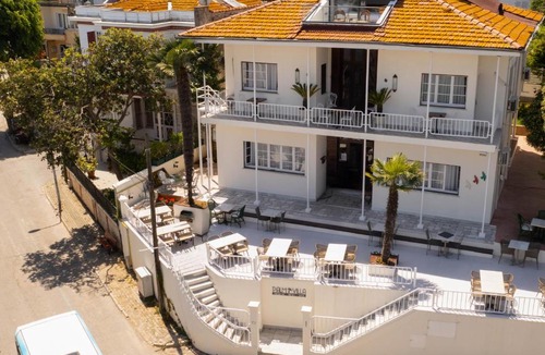 Adalar Hotel | Palm Villa Büyükada