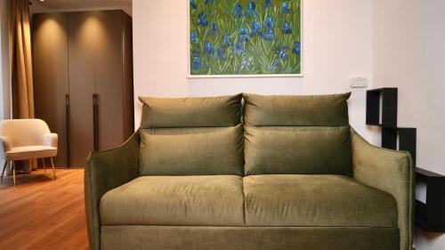 Nebbiuno Apartment | Palmarea House