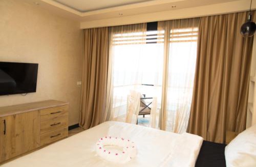 Village Road Villa | Palmen Villa