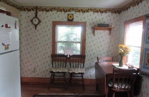 Blue Hill Cottage | Palmer Retreat - Quiet and Cozy