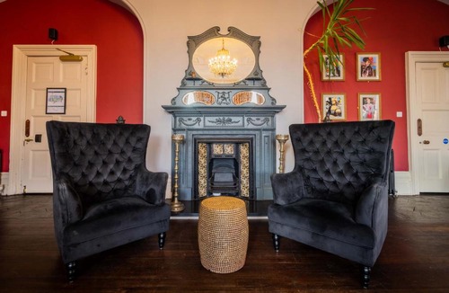 South Hampstead Hostel | Palmers Lodge Swiss Cottage