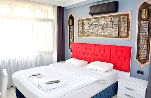 Bakırkoy Hotel | Palmiye Suit